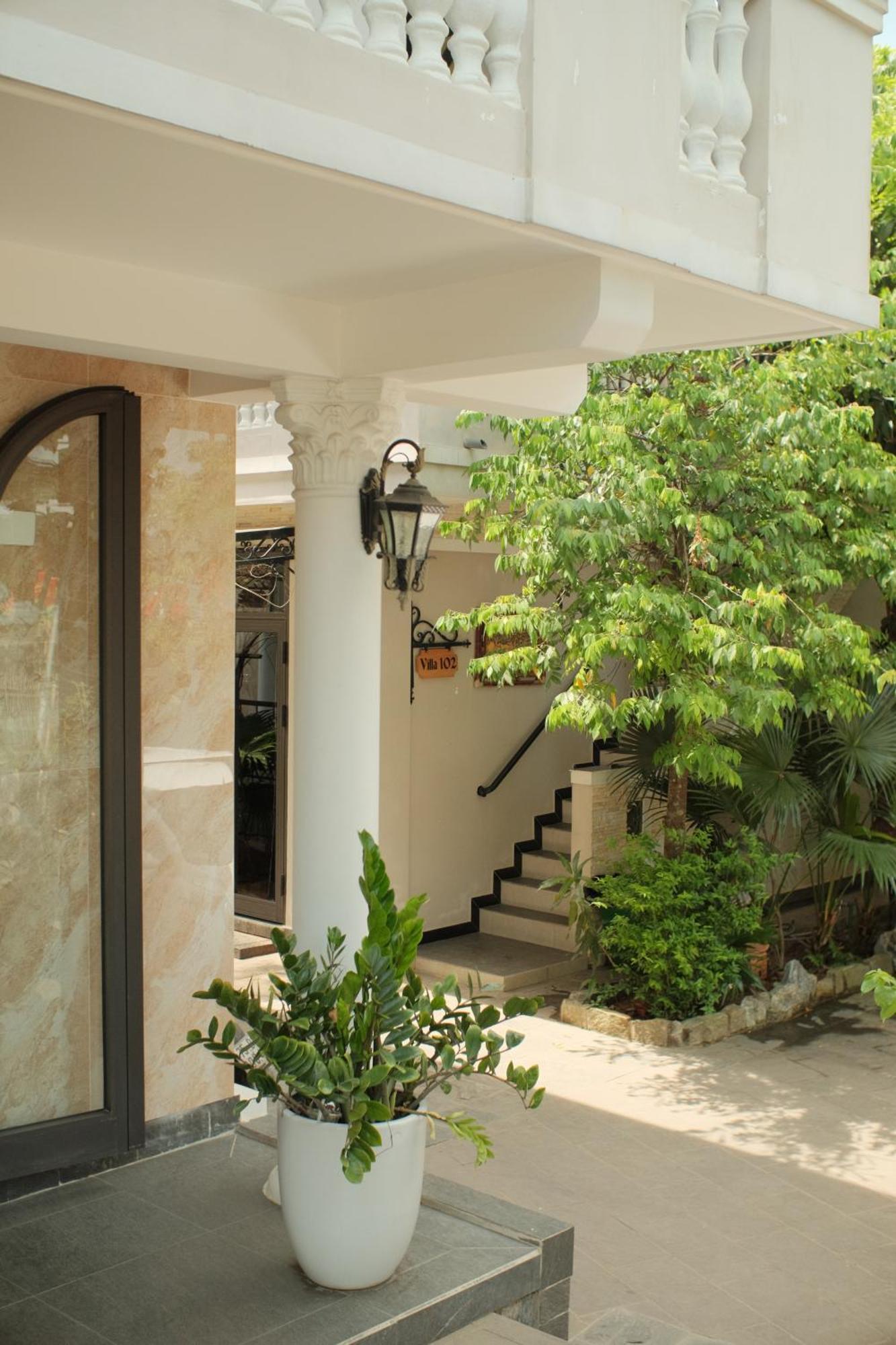 Iris Hill Villa Hue Exterior photo